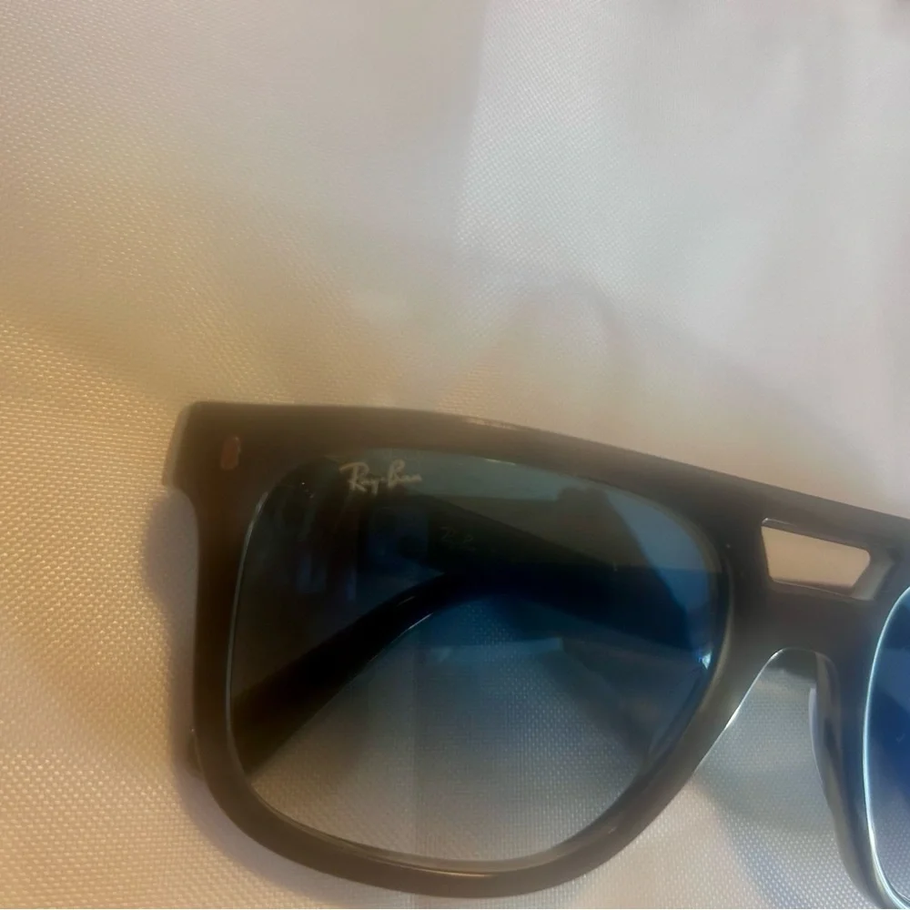 Ray-Ban Gray Wayfarer Sunglasses with Tinted Lenses